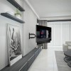 BLUETEK SB 55 UNIVERSAL SOUND BAR BRACKET TV STAND ATTACHED